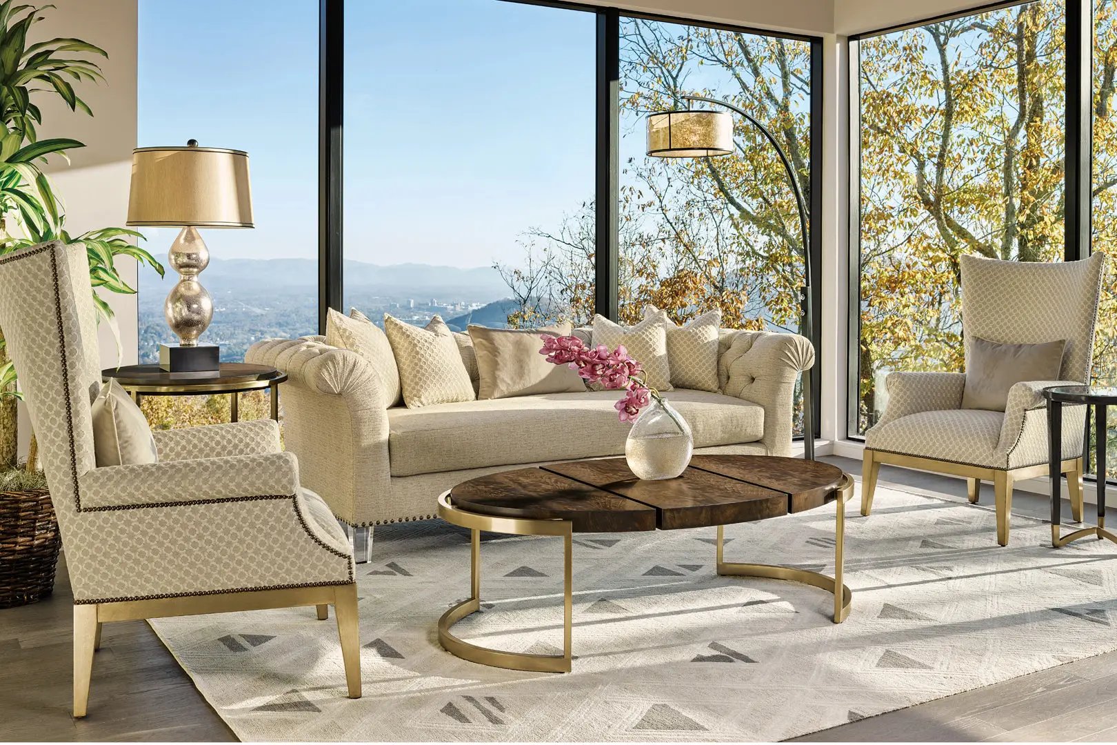 Manor Chair